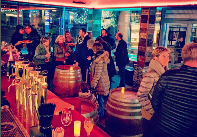 foto-interior-bar-explozie-elvetia-alpi-Constellation-Crans-Montana-2-1.png - NewsFactor