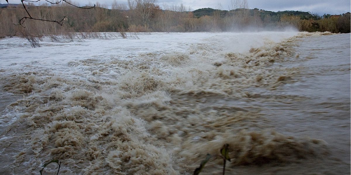 inhga-inundatii-viituri-inundatie-viitura-isu-.jpg - NewsFactor