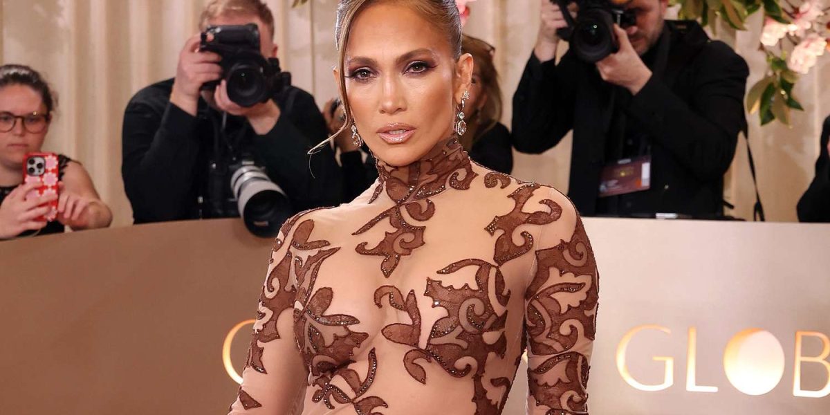 jennifer-lopez-2026-globes-prep-011126-061ec5e11ac44967ba4b04e89000a6fe.jpg - NewsFactor
