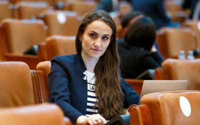 oana-toiu-usr-parlament-e1657040805130.jpg - NewsFactor