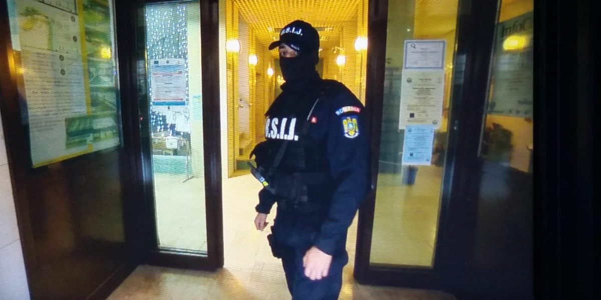 politist-diicot-perchezitii-e1643022011663.jpeg - NewsFactor