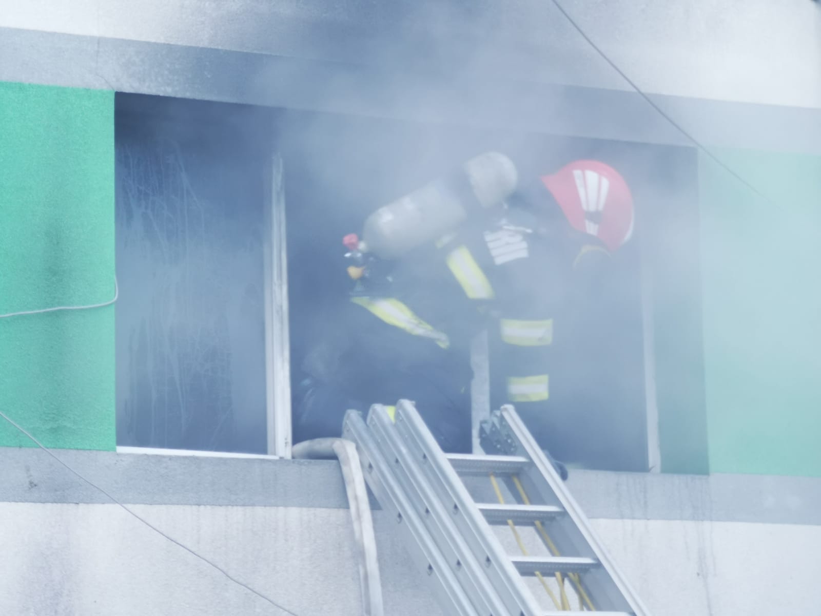 Incendiu în Brașov: minor de 16 ani decedat