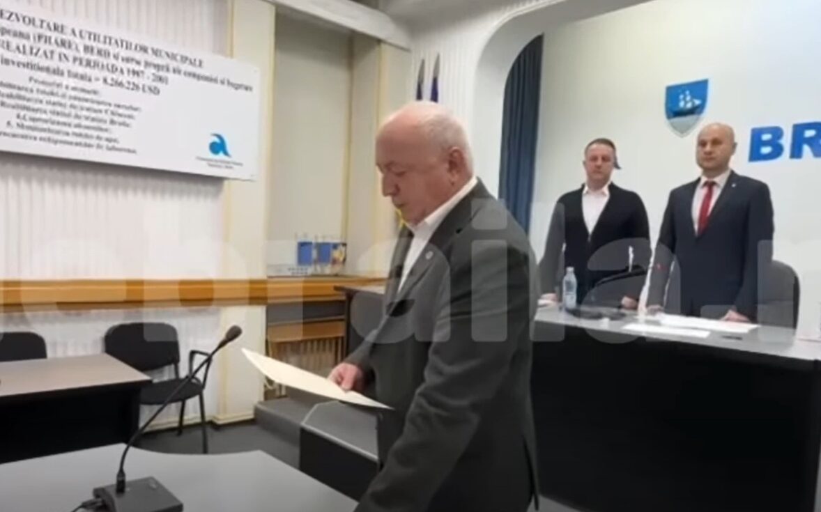 Consilierul „la, la, la” depune jurământul la Brăila