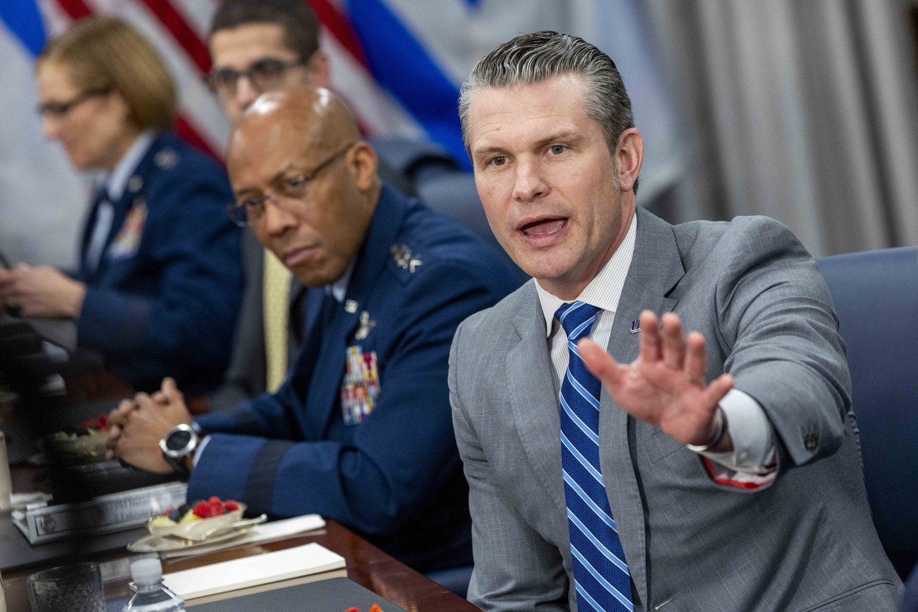 Lipsă posibilă a secretarului american la reuniunea NATO