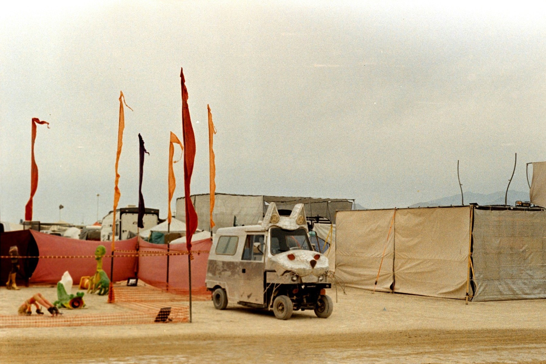 India și Pakistan construiesc instalații nucleare noi