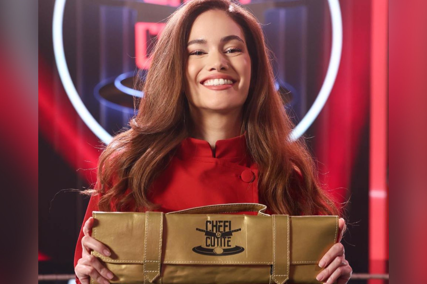 Tragedie în lumea culinară: Tal Berkovich, câștigătoare a cuțitului de aur, a murit într-un accident rutier Tal Berkovich, fostă concurentă în sezonul 2025 al emisiunii „Chefi la cuțite” și câștigătoare a cuțitului de aur al lui chef Ștefan Popescu, a decedat la vârsta de 41 de ani într-un accident rutier petrecut în Israel