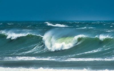 valuri-furtuna-uragan-ciclon-ocean.jpg - NewsFactor