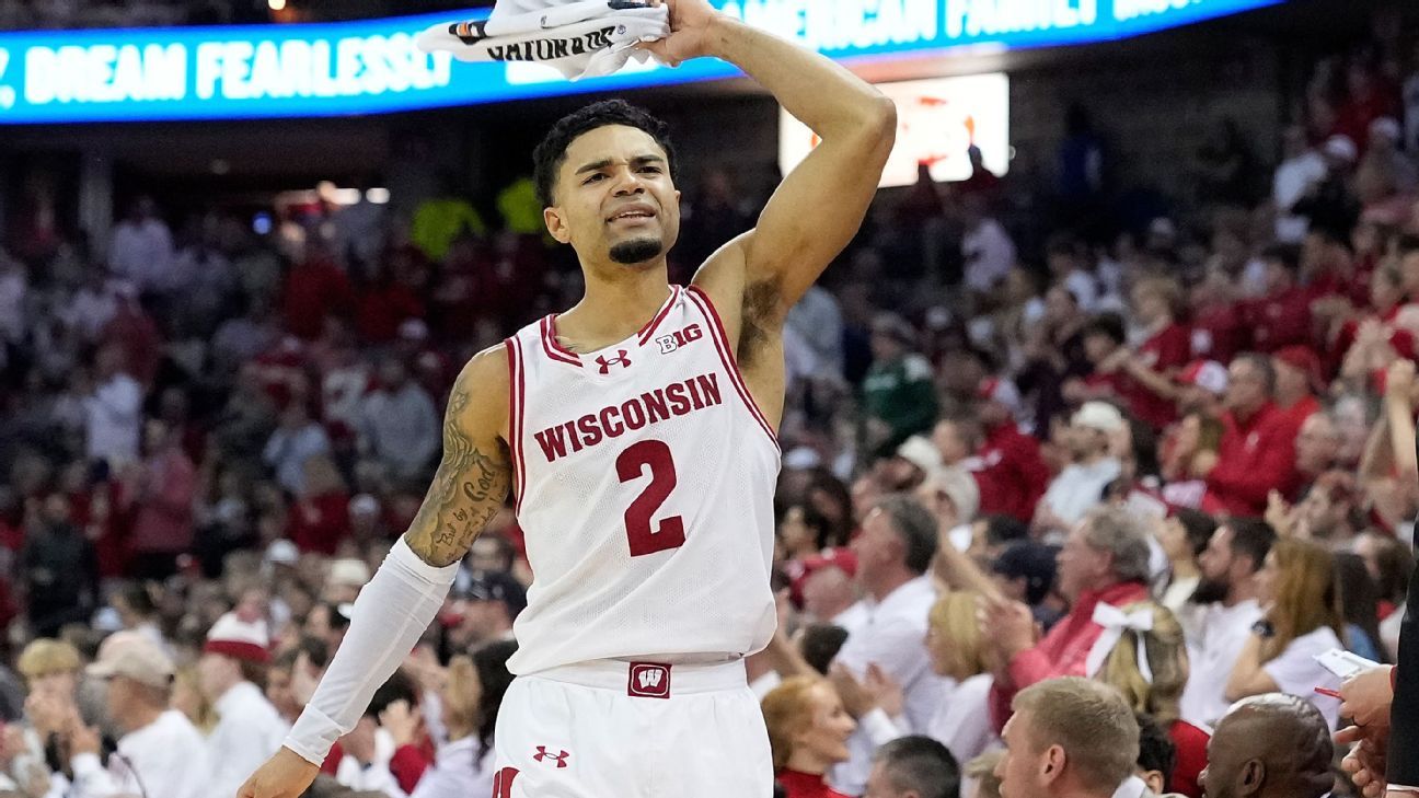 Victorie răsunătoare pentru Wisconsin în fața lui Michigan State Nick Boyd a fost protagonistul serii, reușind un impresionant total de 29 puncte în meciul disputat vineri seara, în care Wisconsin a învins fără drept de apel echipa clasată pe locul 10, Michigan State, cu scorul de 92-71