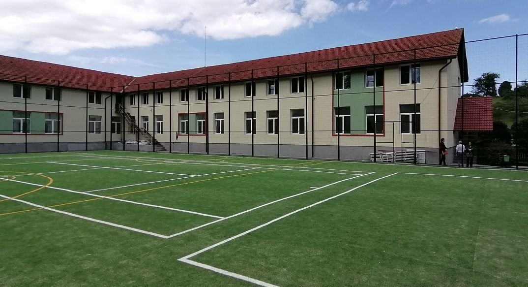 Incidente în școlile din Argeș: profesor reținut pentru agresiune sexuală.