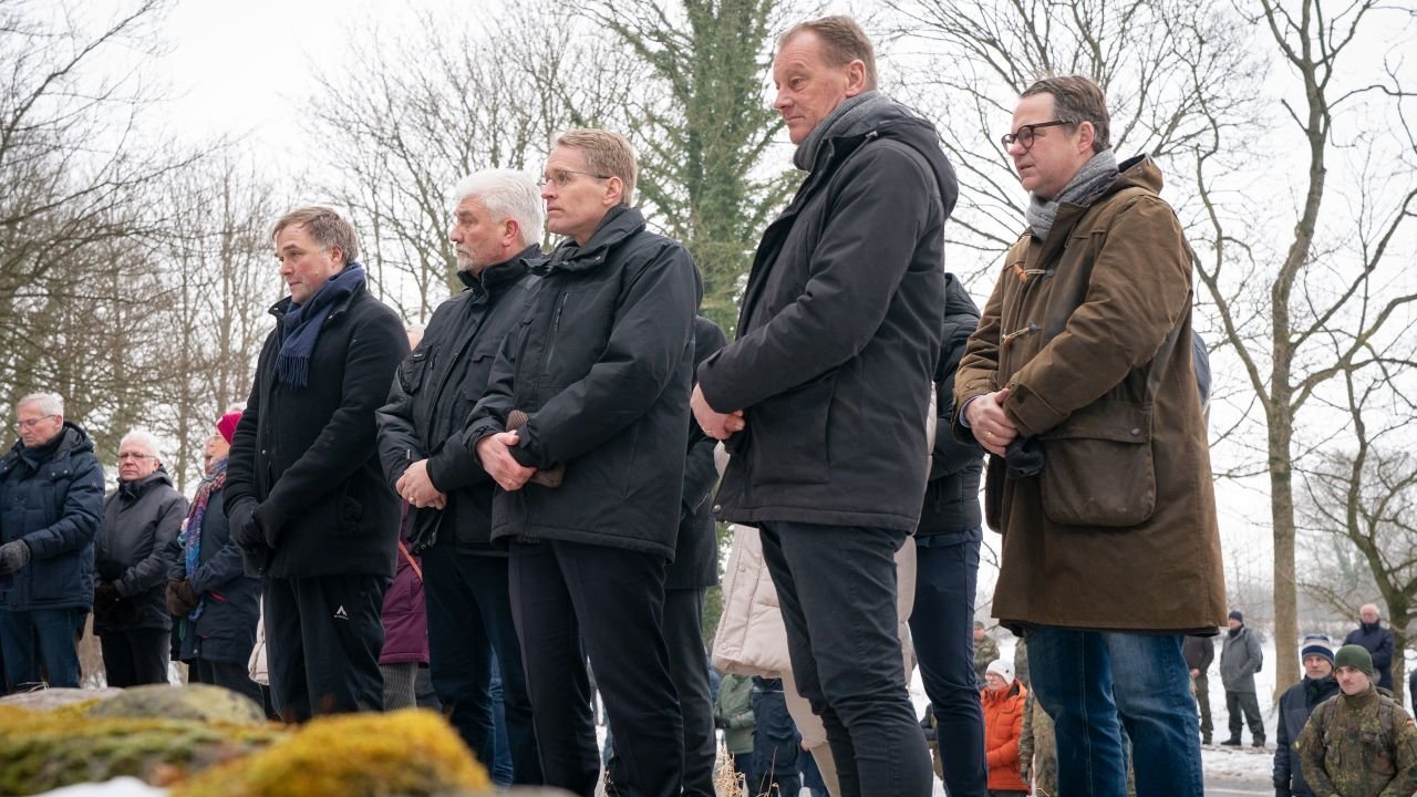 Schleswig-Holstein: Ministerul Federal în fruntea statutului de sine!