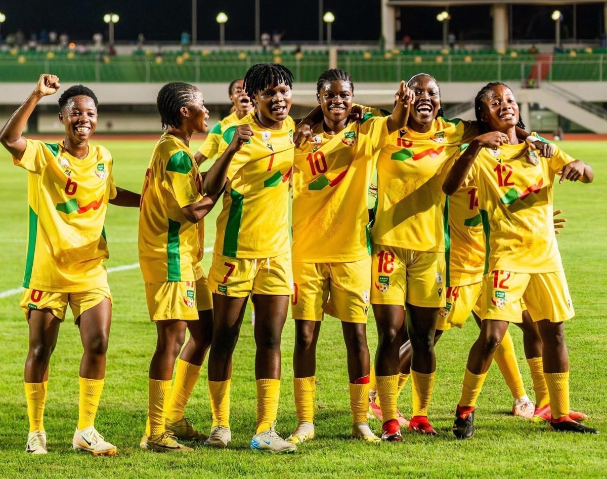 Romane Gandonou condusează Benin către victorie în fața Egiptului Romane Gandonou a demonstrat din nou că este o forță în fotbalul feminin, înscriind un gol decisiv în meciul de calificare pentru Cupa Mondială U-20 a Femeilor, în care Benin a învins Egiptul cu 1-0