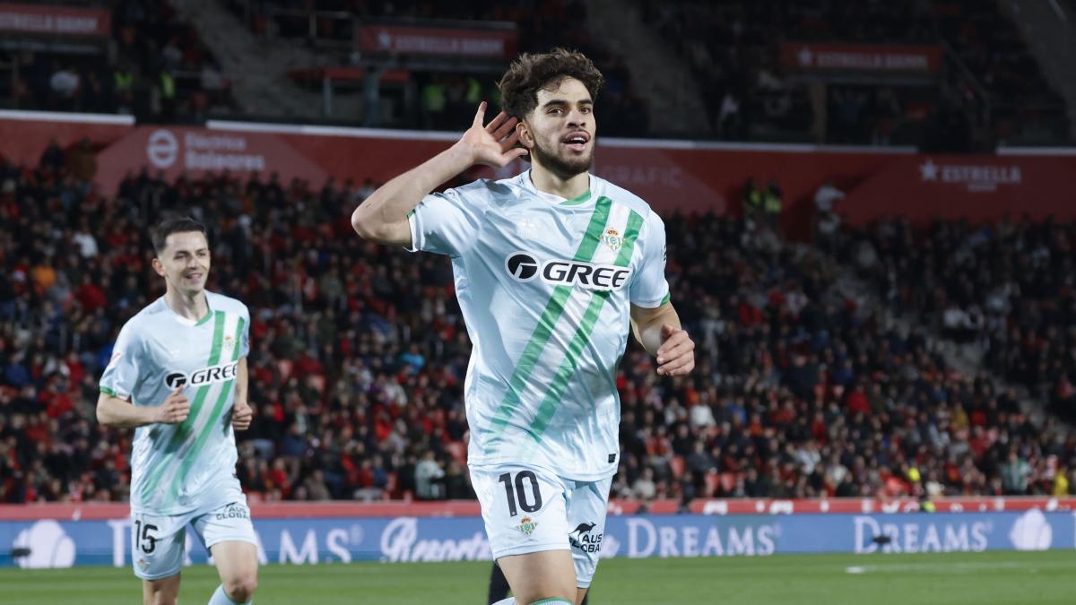 Betis trimite Abde la Son Moix într-o confruntare decisivă