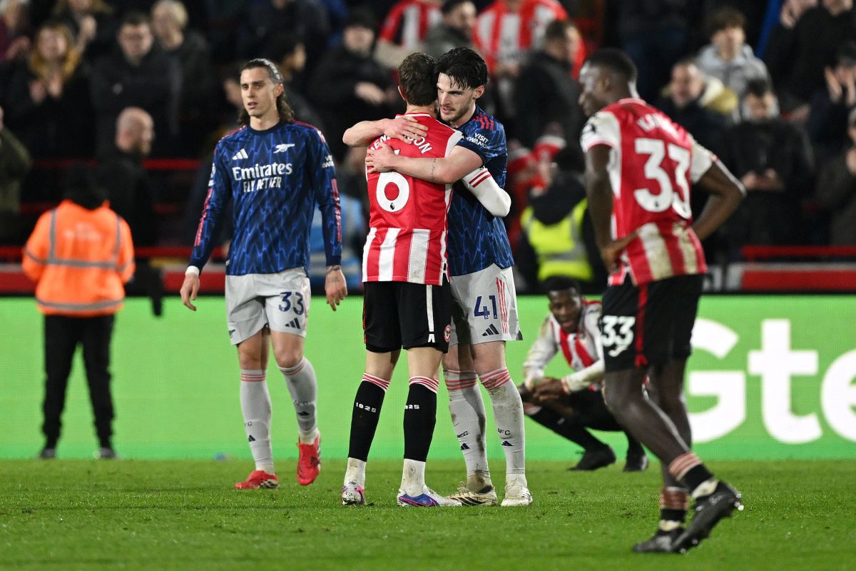Arsenal cedează teren, Manchester City se apropie în titlu!