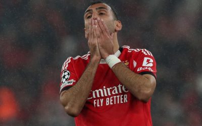 Benfica `proibido` de perder pontos nos Açores