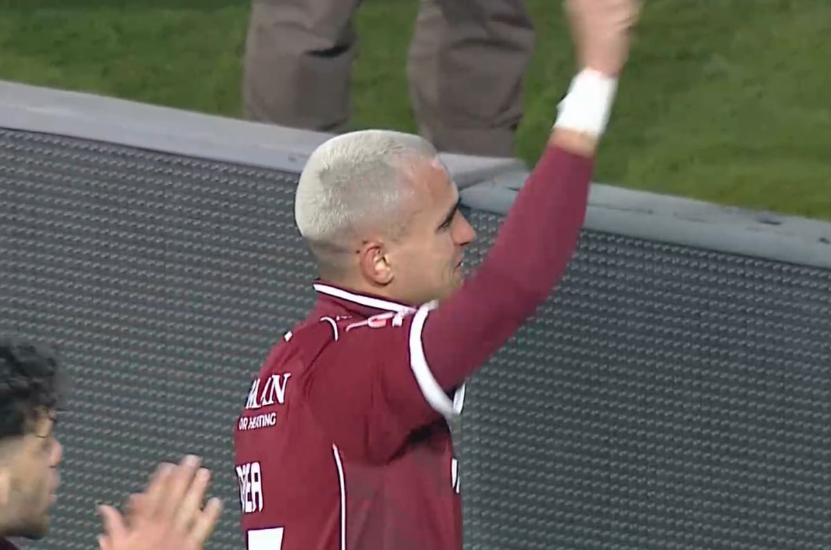 Emoții profunde pe terenul din Sibiu: Cristian Manea, căpitanul Rapidului, în lacrimi după victoria echipei Hermannstadt – Rapid s-a încheiat cu un 3-0 net în favoarea bucureștenilor, însă momentele de la finalul meciului au fost cele care vor rămâne în memorie