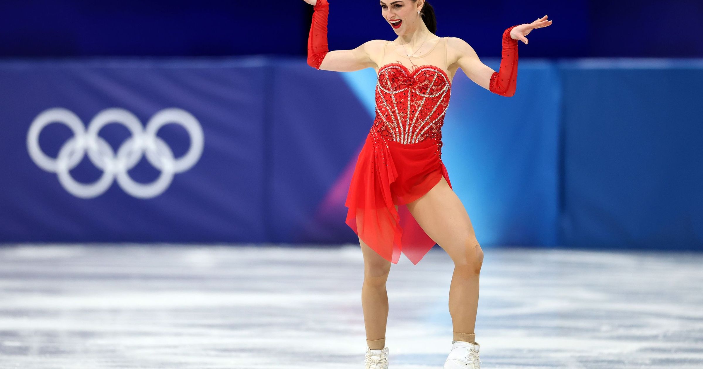 Julia Sauter obține un rezultat remarcabil la Jocurile Olimpice de la Milano Cortina Julia Sauter, reprezentanta României în proba feminină de patinaj artistic, a prins lumina reflectoarelor la Milano Cortina 2026, obținând cel mai bun punctaj al carierei în programul scurt, cu un total de 63,13 puncte