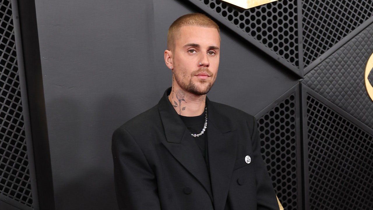 Justin Bieber și Momentele Surpriză de la Premiile Grammy Justin Bieber a furat atenția publicului la cea de-a 68-a ediție a premiilor Grammy, desfășurată duminică seara în Los Angeles