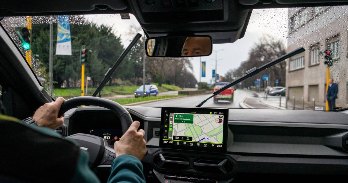 Milano se pregătește pentru Olimpiadele de iarnă 2026: orașul are nevoie de permiterea retragerii traficului Milano, orașul care îmbrățișează spiritul Olimpic, s-a transformat astăzi într-un parcurs cu restricții pentru a facilita derularea Olimpiadelor de iarnă din 2026