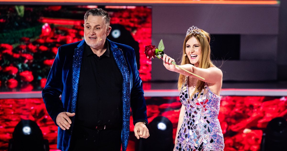 Liptai Claudia și Tilla revin la „A Nagy Duett”, cu o nouă echipă de jurați Sezonul opt al emisiunii „A Nagy Duett” de la TV2 promite o experiență diferită, cu Liptai Claudia și Till Attila în rolurile de gazde și un juriu reînnoit