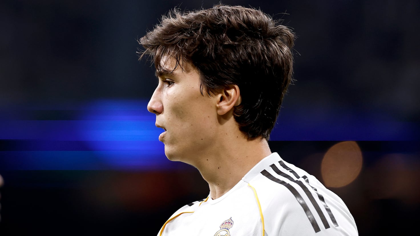 Real Madrid și Real Sociedad: Marea confruntare a sezonului 2026 Astăzi, Santiago Bernabéu va fi scena duelului de vârf al anului între Real Madrid și Real Sociedad, meci care va decide cine se va impune ca lider în competiția internă de fotbal