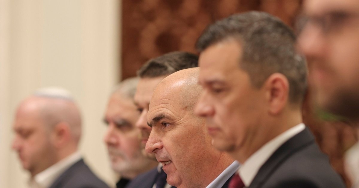 Guvernul României se pregătește să adopte o reformă majoră a administrației centrale și locale prin Ordonanță de Urgență, conform anunțului făcut luni de purtătoarea de cuvânt, Ioana Dogioiu