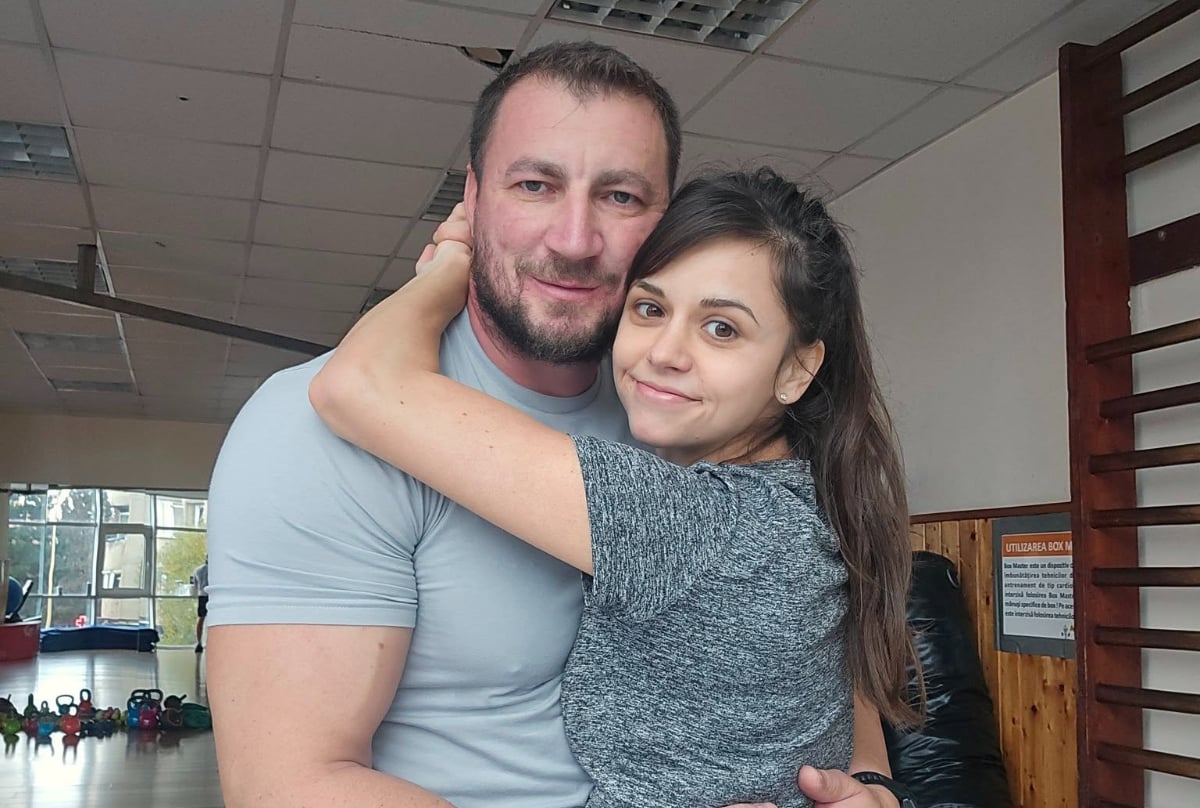 Pensiunea lui Marian Godină din Brașov, un refugiu tradițional în inima Carpaților Marian Godină, cunoscutul polițist și scriitor român, își continuă aventura departe de țară, participând la Survivor România 2026