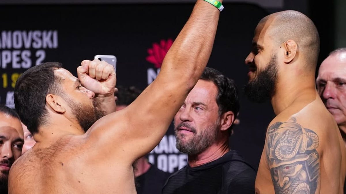 Tai Tuivasa se confruntă cu Tallison Teixeira la UFC 325: O noapte de intensitate în Sydney UFC 325 va aduce fanii sporturilor de contact în culmea emoțiilor sâmbătă seara, când Tai Tuivasa și Tallison Teixeira se vor confrunta pe arena Qudos Bank din Sydney