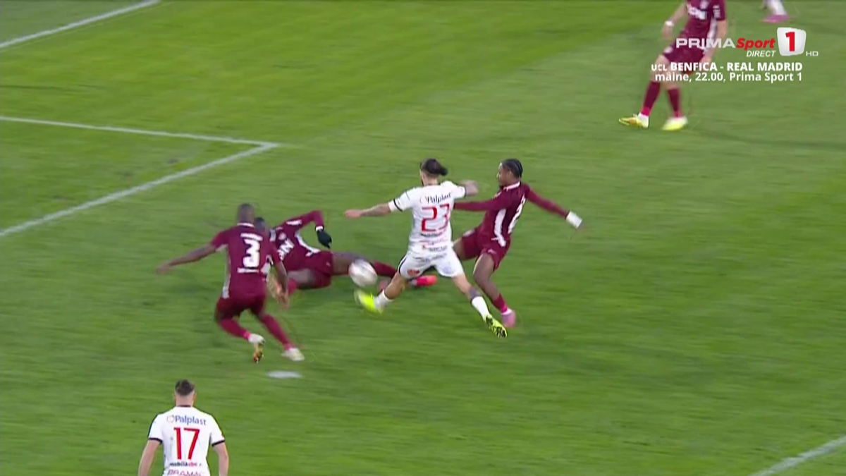Hermannstadt – CFR Cluj: Drama unei penalty ratat Partida dintre Hermannstadt și CFR Cluj, desfășurată luni seara în cadrul rundei cu numărul 27 din Superliga, s-a decis într-o atmosferă tensionată și plină de incertitudini