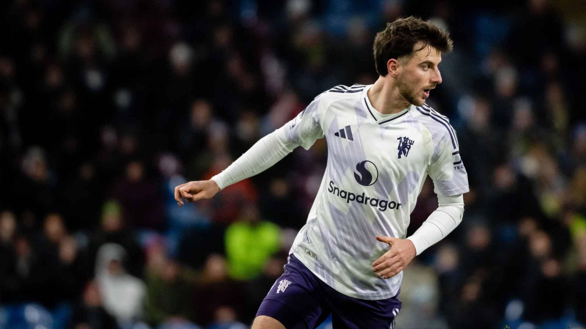 Probleme de lot pentru West Ham înaintea meciului important West Ham United se confruntă cu provocări majore înainte de următorul duel din Premier League, în contextul în care apărătorul Jean-Clair Todibo își ispășește cea de-a doua etapă din cele trei meciuri de suspendare, impusă după un cartonaș roșu obținut în confruntarea pierdută cu Chelsea, scor 3-2