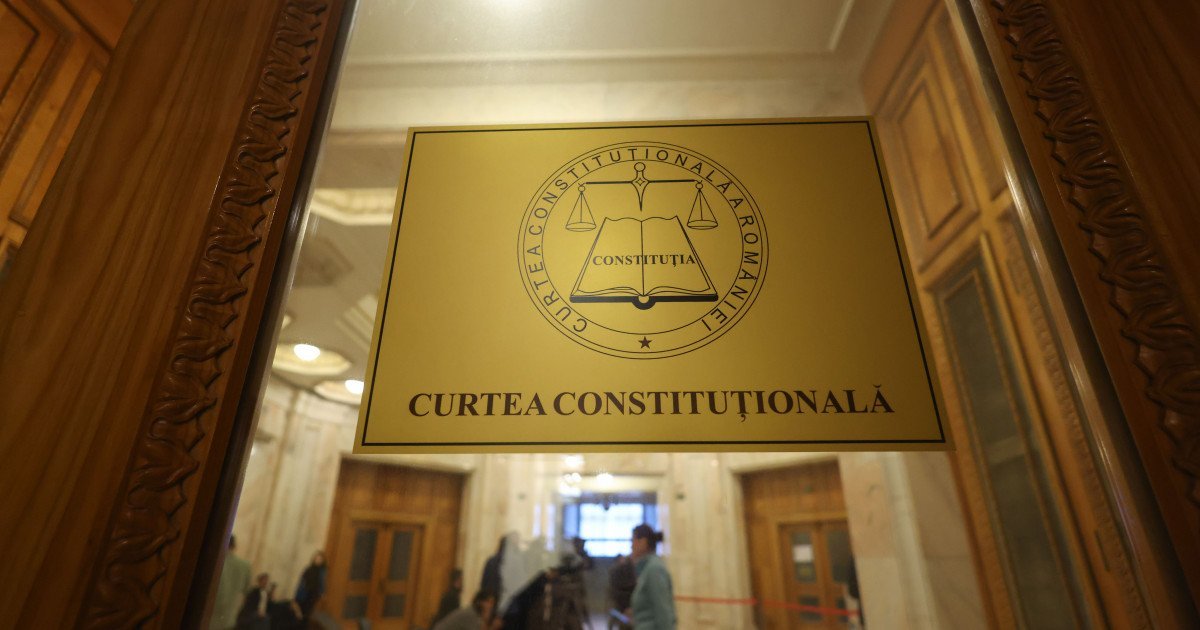 Premierul Bolojan susține reforma administrativă: „Toate actele sunt conforme cu Constituția” Guvernul condus de Ilie Bolojan a aprobat marți seară un pachet de ordonanțe de urgență destinat reformei în administrație și relansării economice, măsuri ce au generat deja controverse