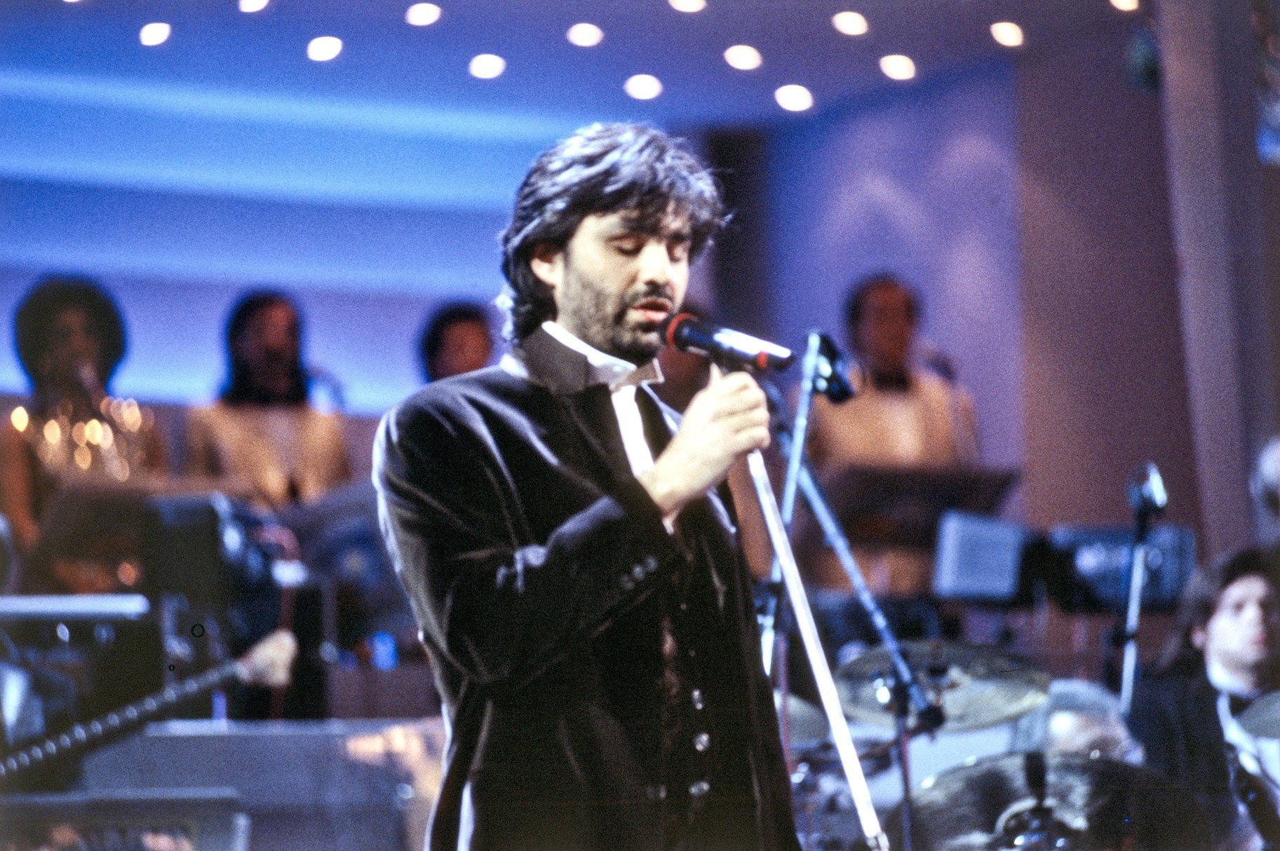 Andrea Bocelli va deschide Ceremonia de Deschidere a Jocurilor Olimpice de Iarnă 2026 Cunoscutul tenor italian Andrea Bocelli va fi protagonistul Ceremoniei de Deschidere a Jocurilor Olimpice de Iarnă 2026, ce va avea loc pe 6 februarie, la Stadionul San Siro din Milano