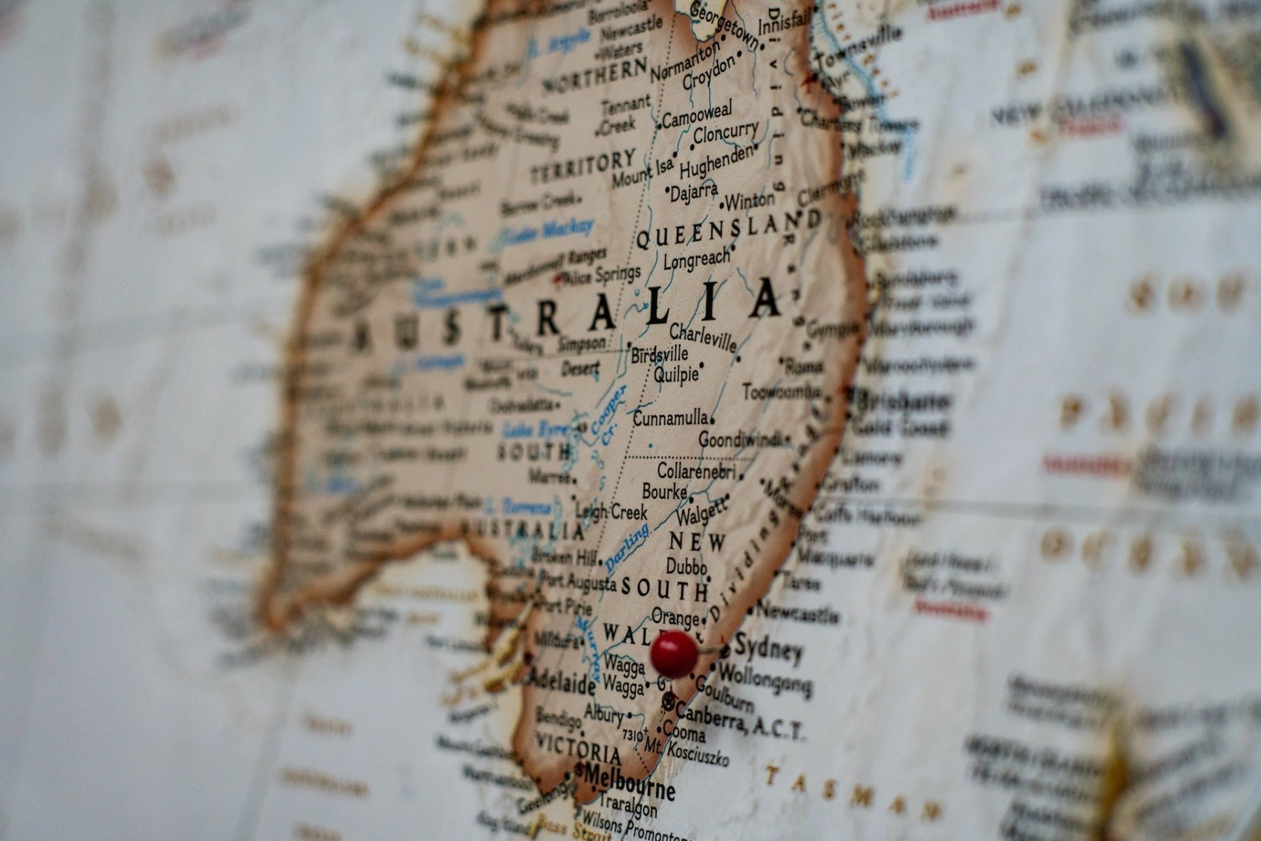 Australia interzice rețelele sociale copiilor sub 16 ani