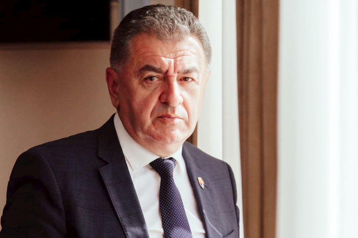 „Un apel disperat: Se pregătesc planuri alarmante în umbră”