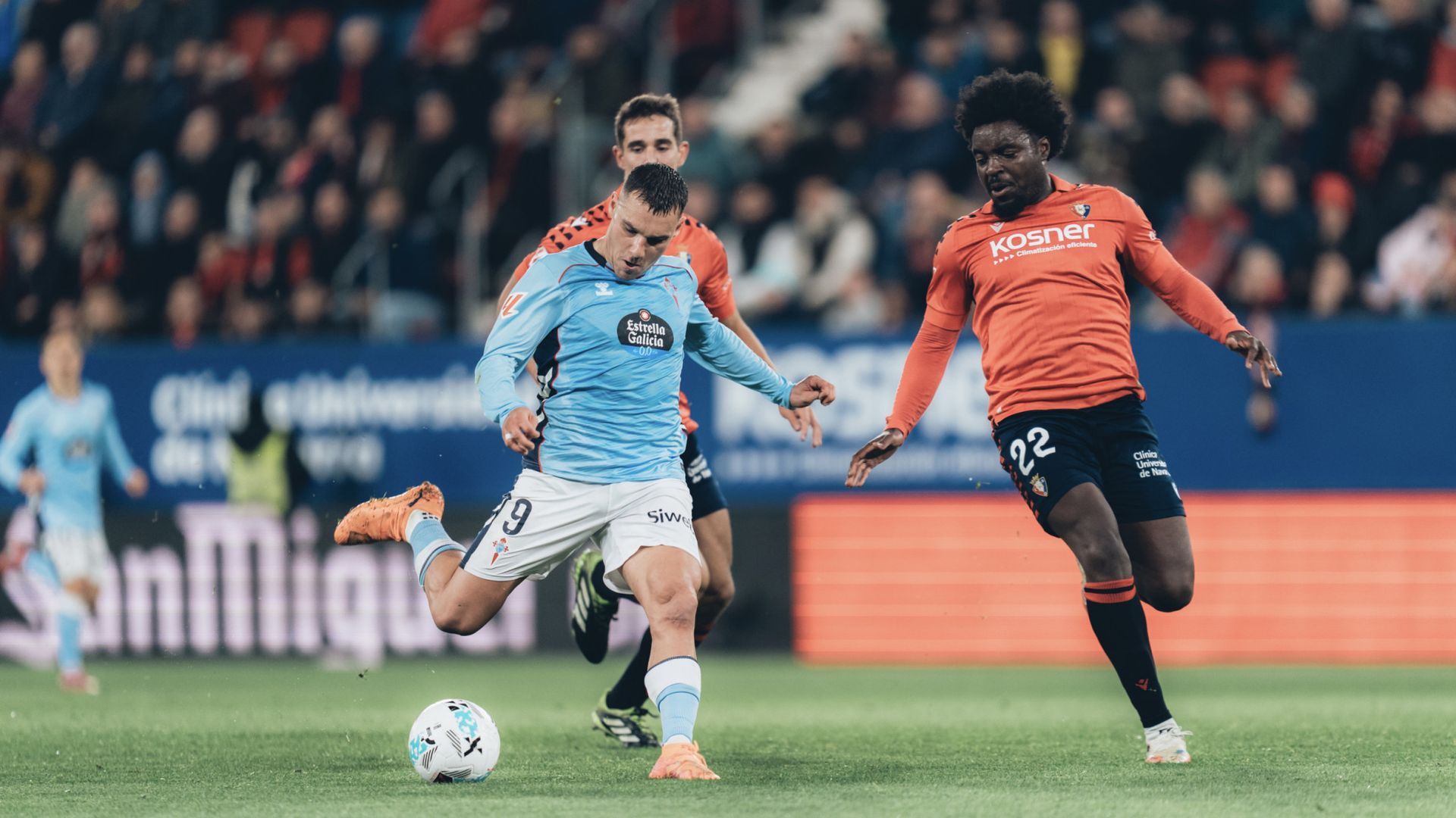 Celta de Vigo își propune victoria în fața Osasunei Celta de Vigo va înfrunta astăzi, pe teren propriu la Balaídos, echipa CA Osasuna, într-un meci important pentru clasamentul La Liga