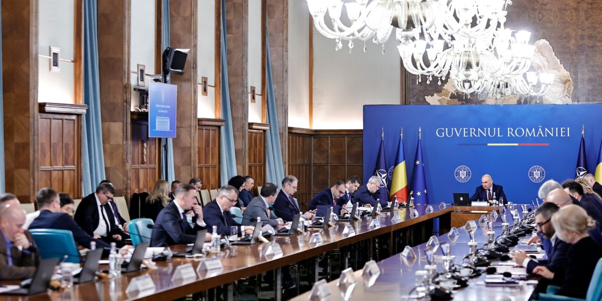 guvernul-romaniei-sedinta-de-guvern-ilie-bolojan.jpg - NewsFactor