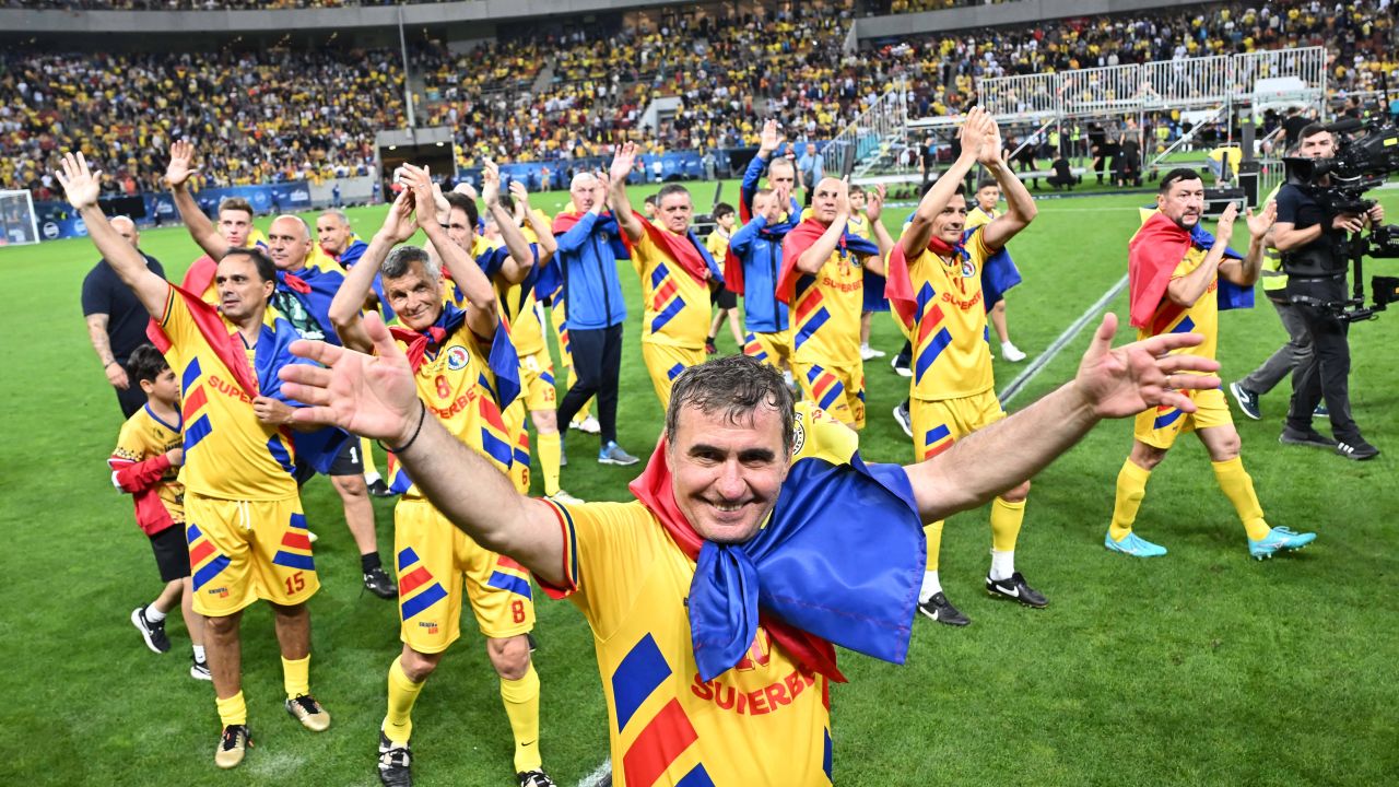 Gheorghe Hagi, „Regele fotbalului românesc”, sărbătorește 61 de ani!