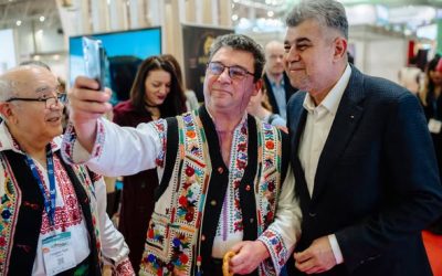 marcel-ciolacu-targ-de-turism.jpg - NewsFactor