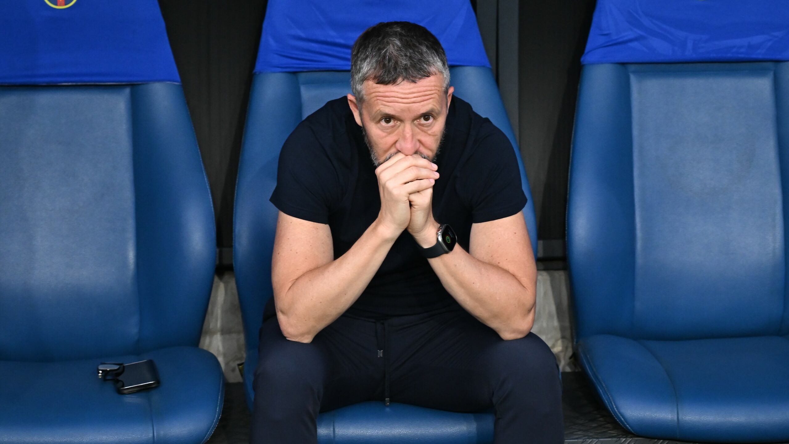 „Bătălia pentru podium: șapte echipe, doar trei locuri la final”