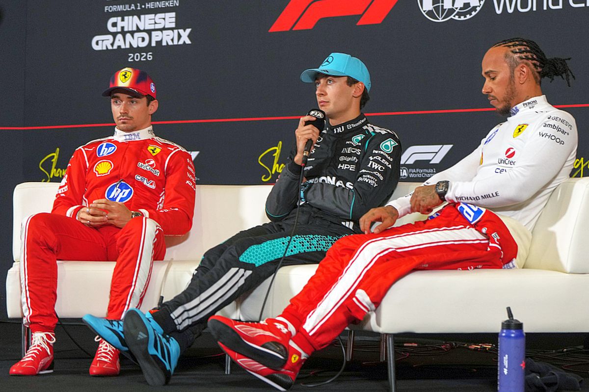 Hamilton, Leclerc și Russell, un spectacol pe circuitul din China: „A fost distractiv!” Shanghai a fost scena unei curse sprint explozive, sâmbătă, în care piloții de Formula 1 George Russell, Charles Leclerc și Lewis Hamilton au oferit un spectacol pe cinste