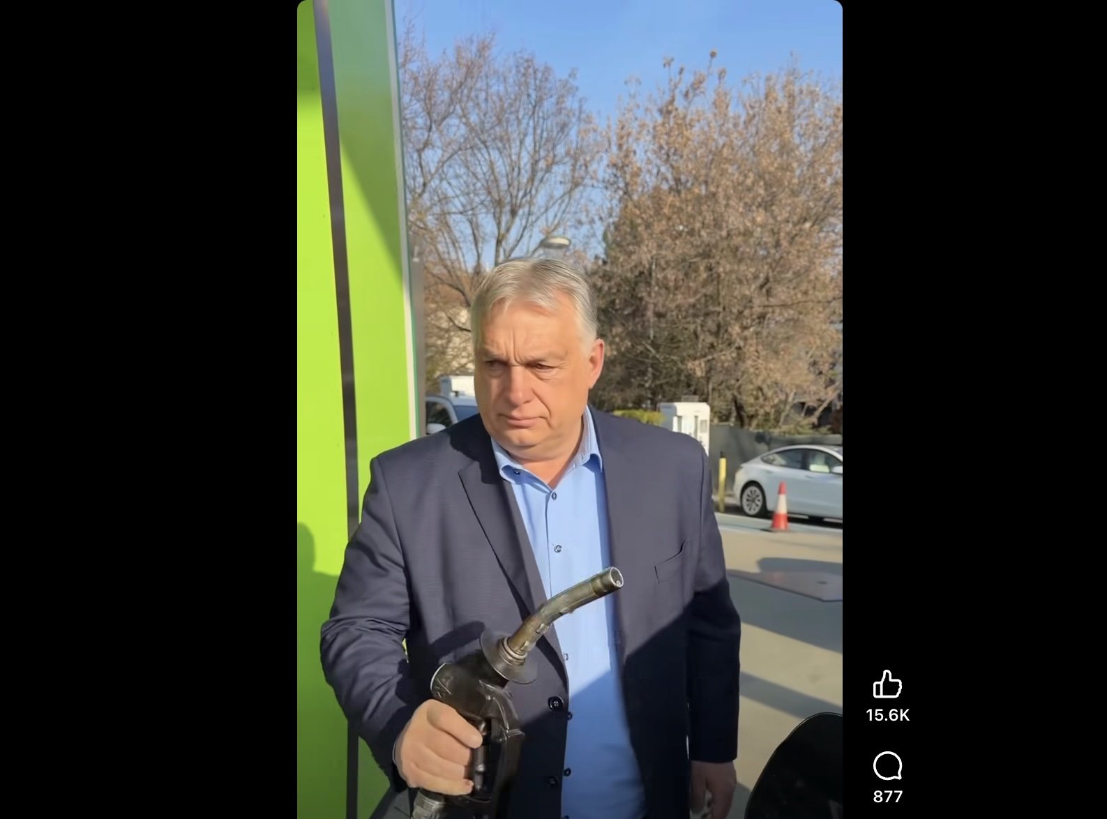 MOL primește undă verde de la SUA pentru a cumpăra participația majoritară la compania petrolieră sârbă NIS Grupul ungar MOL a obținut o extensie de la autoritățile americane pentru a continua negocierile privind achiziționarea unei participații majoritare în compania petrolieră sârbă NIS