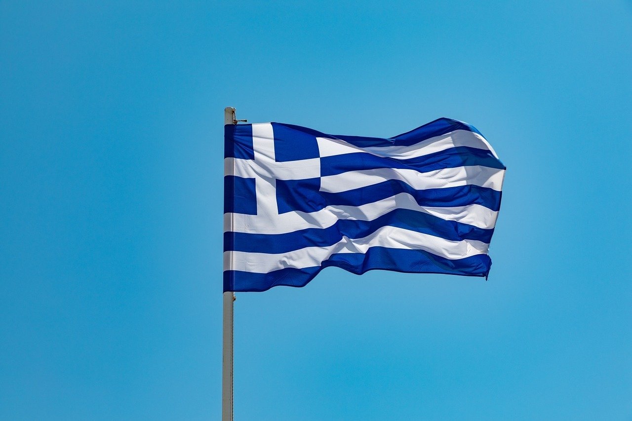 Grecia majorează salariul minim pentru a șasea oară din 2022 Premierul elen Kyriakos Mitsotakis a anunțat o nouă creștere a salariului minim în Grecia, acesta urmând să crească la 920 de euro începând cu 1 aprilie