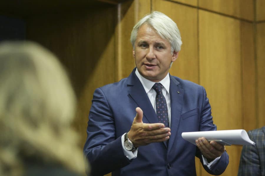 Orlando Teodorovici, actual director în cadrul Curții de Conturi, este vizat de o plângere disciplinară care solicită desfacerea contractului de muncă
