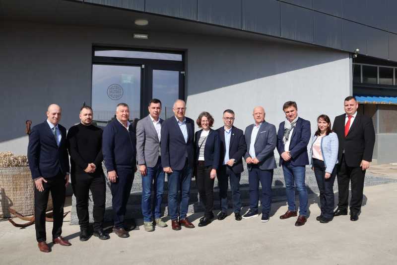 Comisarul european pentru oceane și pescuit, Costas Kadis, a vizitat o fabrică de procesare a peștelui din Tulcea