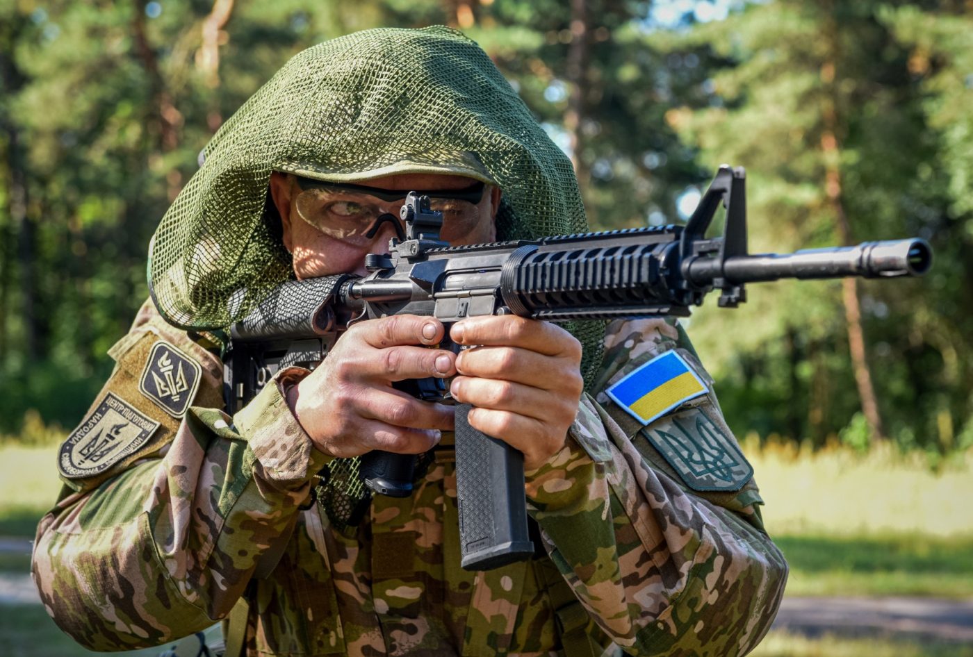 România: Exporturile de arme spre Ucraina, reduse aproape la jumătate în 2023