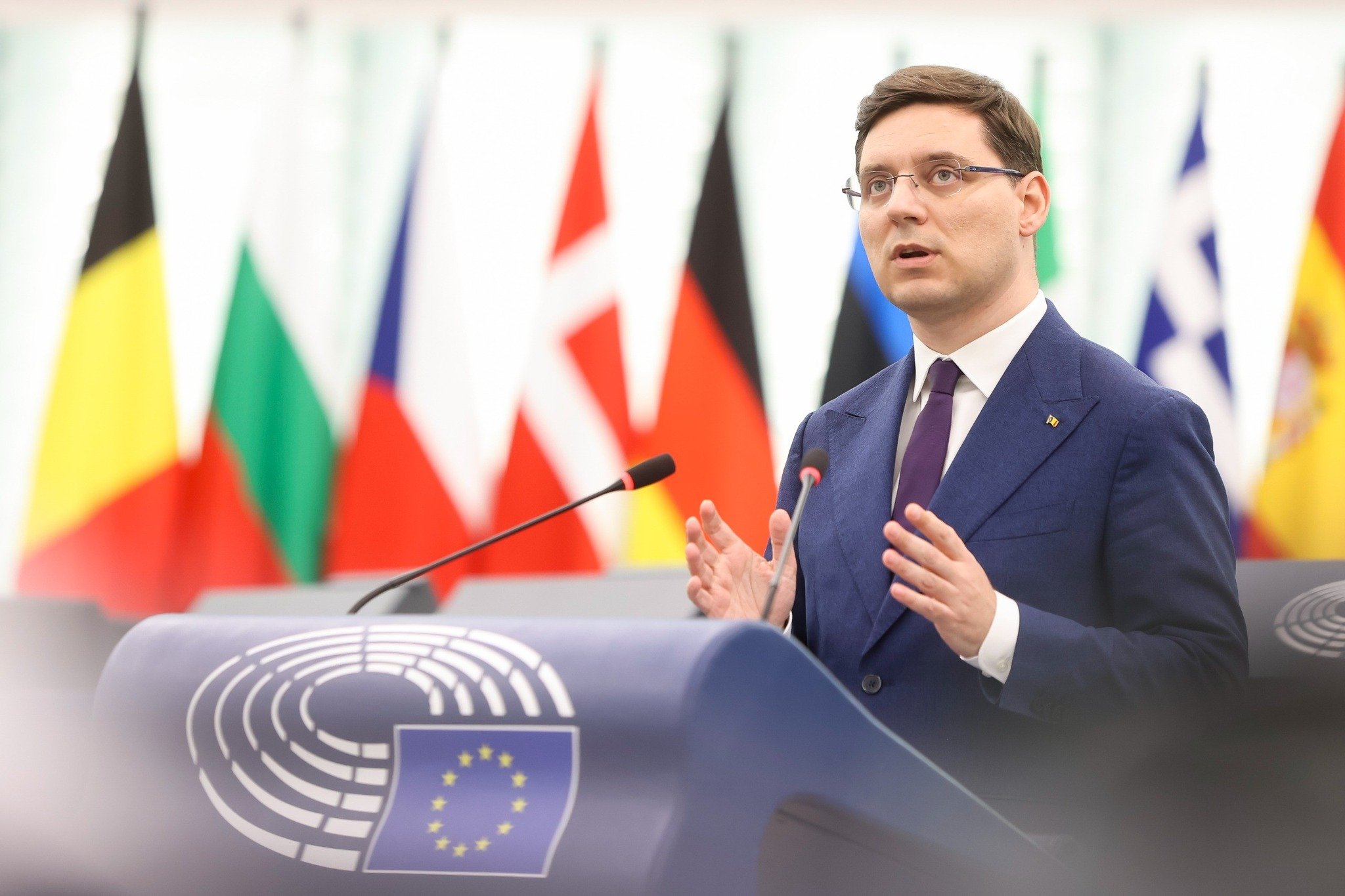 Un pas important pentru securitatea maritimă: Parlamentul European sprijină un hub în Marea Neagră Comisia pentru Bugete a Parlamentului European a adoptat un amendament care solicită operaționalizarea unui Hub European de Securitate Maritimă