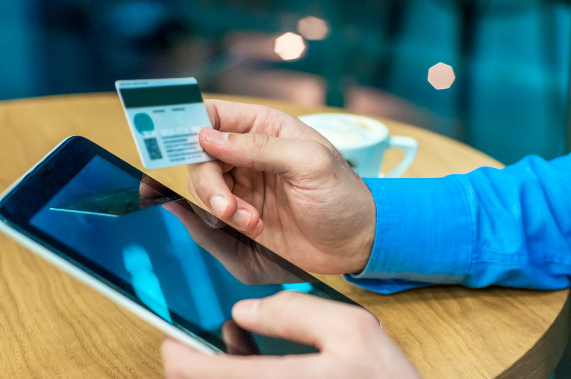 Bucureștiul, gazda unui exercițiu vital pentru viitorul identității digitale europene Un pas important în direcția implementării la nivel european a Portofelului European pentru Identitate Digitală (EUDI Wallet) a fost făcut recent la București