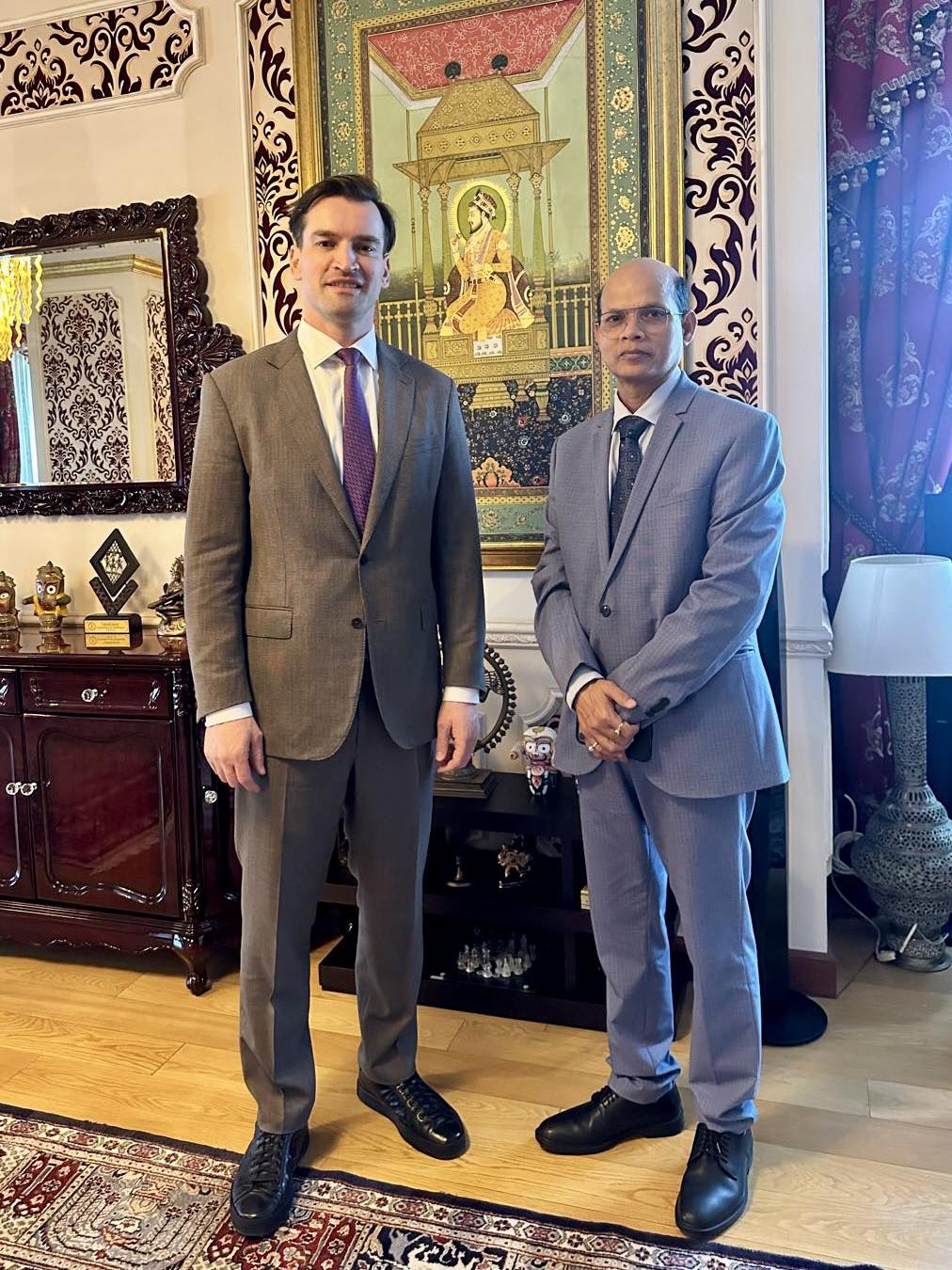Andrei Baciu discută despre importanța inteligenței artificiale cu ambasadorul Indiei în România București, România – Deputatul PNL Andrei Baciu a abordat recent importanța inteligenței artificiale (AI) în cadrul unei întâlniri cu E.S