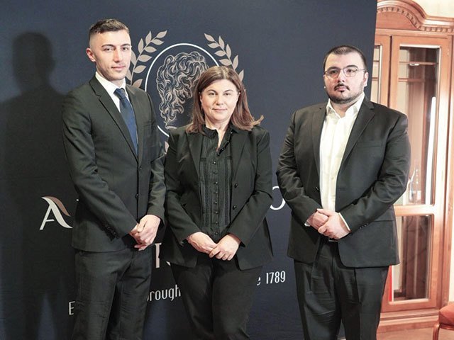 Alexandrion Group, liderul pieței de băuturi spirtoase și vinuri din România, cu afaceri de 830 de milioane de lei în 2025, își propune să își extindă portofoliul, țintind să ofere un produs pentru fiecare consumator