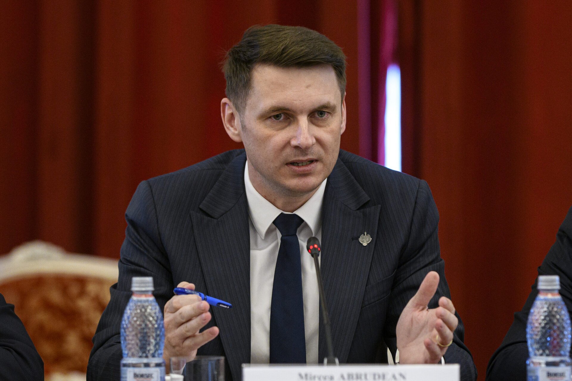 PSD cere schimbarea candidatului USR pentru funcția de Avocat al Poporului Coaliția de guvernare se confruntă cu un nou impas