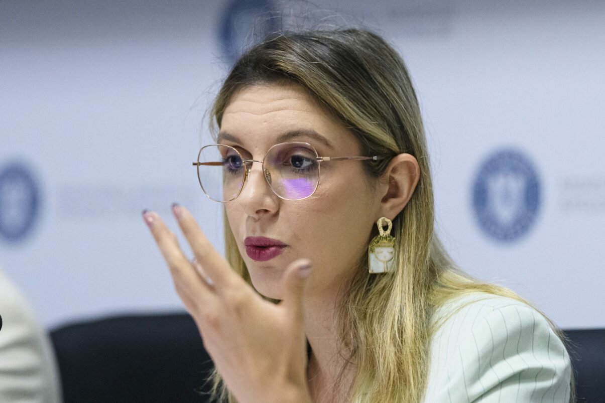Apele Române: Directori evaluați după criterii stricte de performanță Inspectorii și directorii din cadrul Administrației Naționale „Apele Române” vor fi evaluați în funcție de noi criterii de performanță